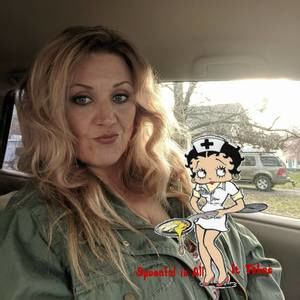 Meet your Posher, Crystal